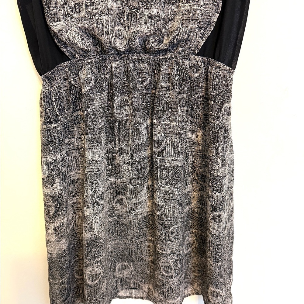 2/$15 Forever 21 - Black & Gray Patterned Sleeveless Mini Dress Size Large - Picture 8 of 8